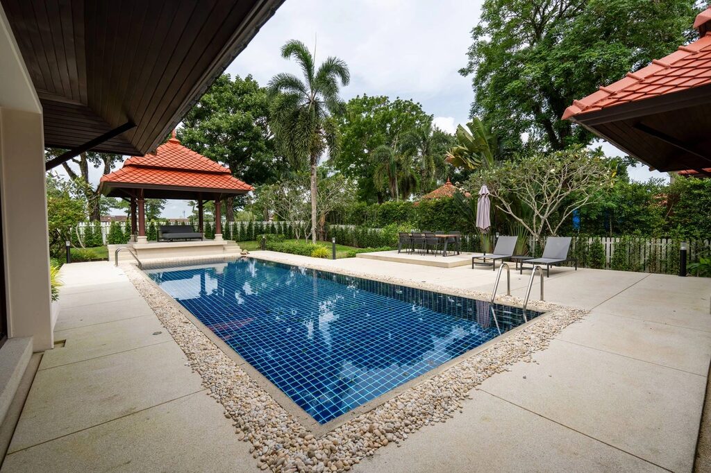 Laguna Homes 57/12, 14