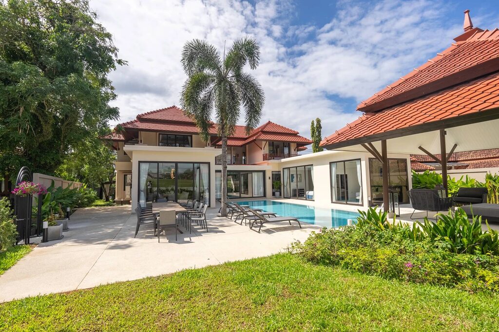 Laguna Homes 57/19, 10
