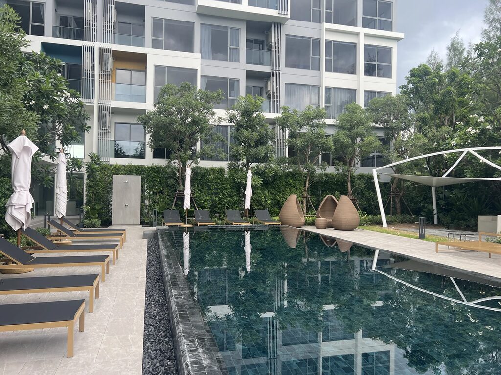 Laguna Lakeside, 6