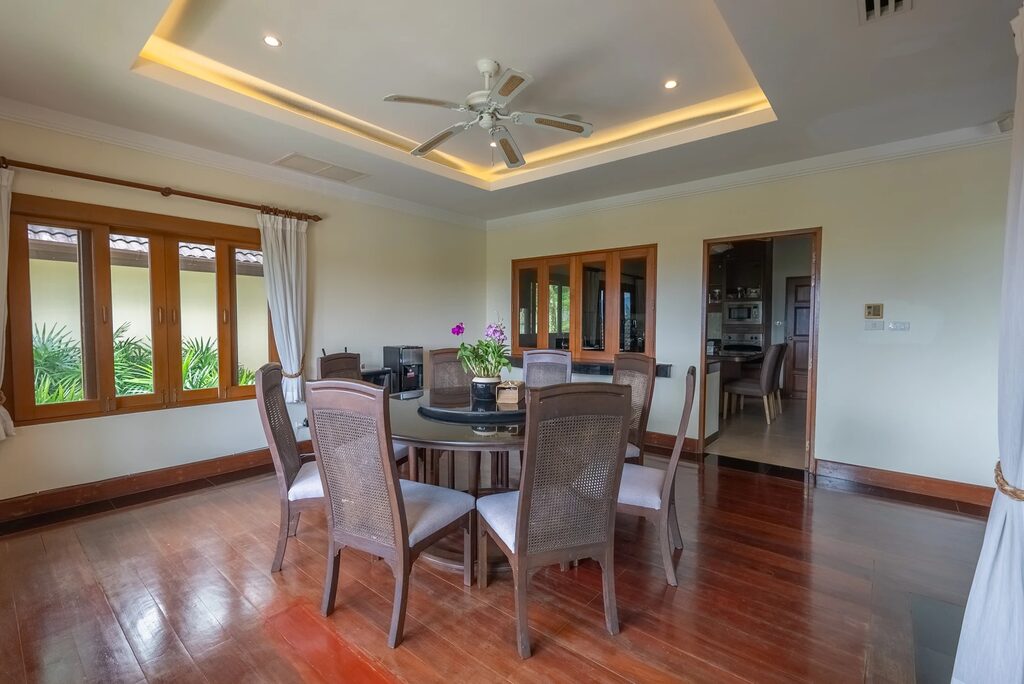 Lakewood Villa 5, 3