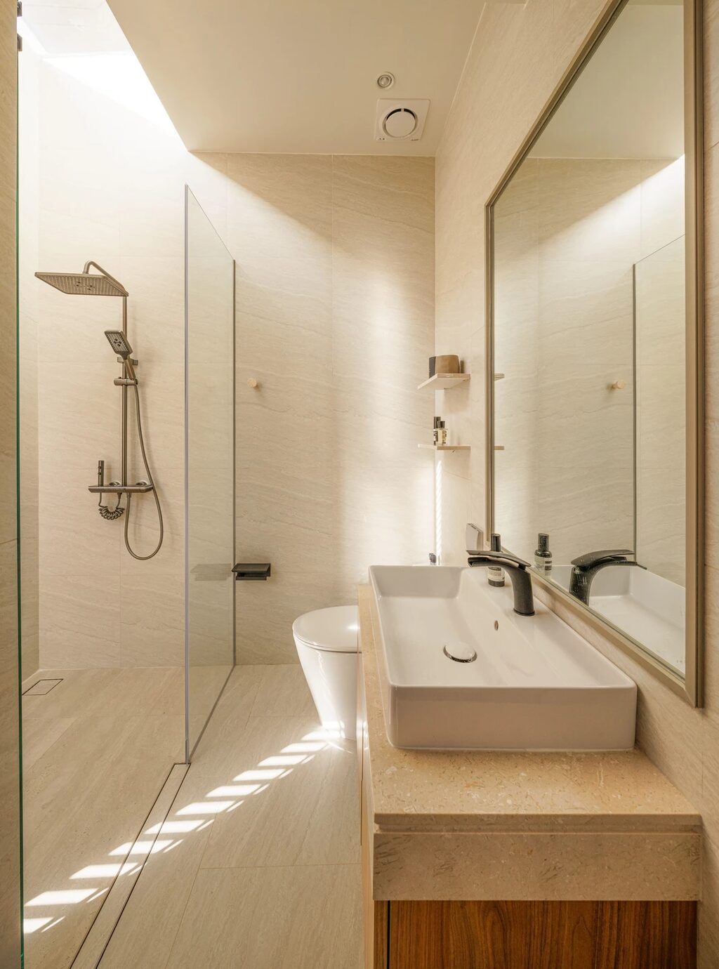Thai Aesthetics B3, 8