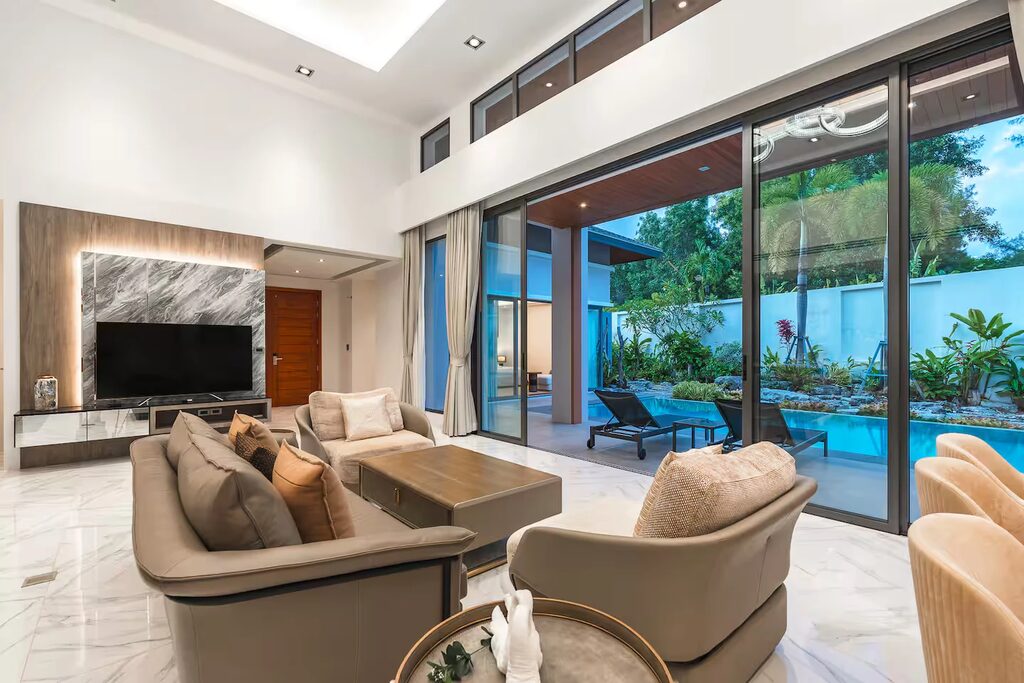 The Breeze, 20